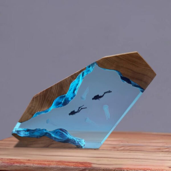 Deep Sea Diver Resin Light 1