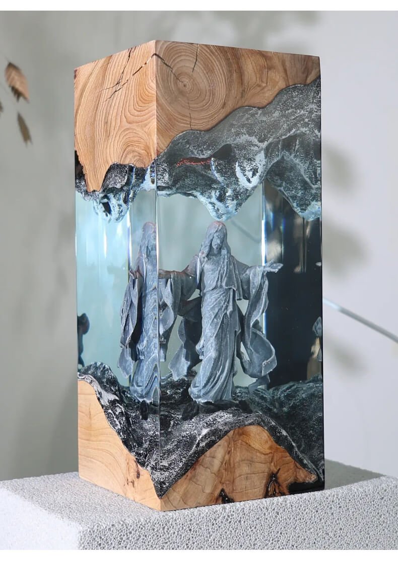 Glowing Jesus Resin Lamp 4 1