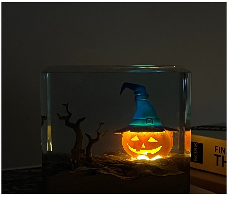 Halloween pumpkin dead wood resin 9