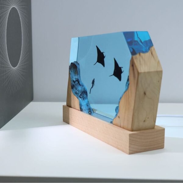 Manta Ray And Diver Resin Lamp 3 Manta ray and diver resin lamp 2