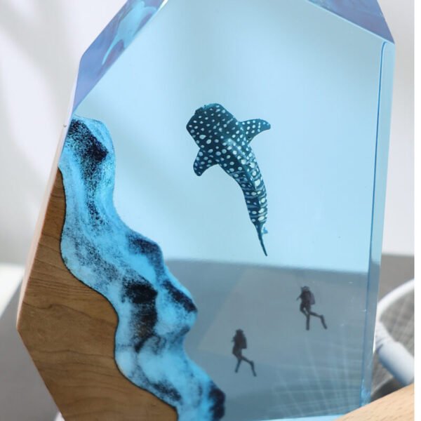 Whale Shark Diver LED Marine Resin Lamp 4 Ocean ornament diver 3
