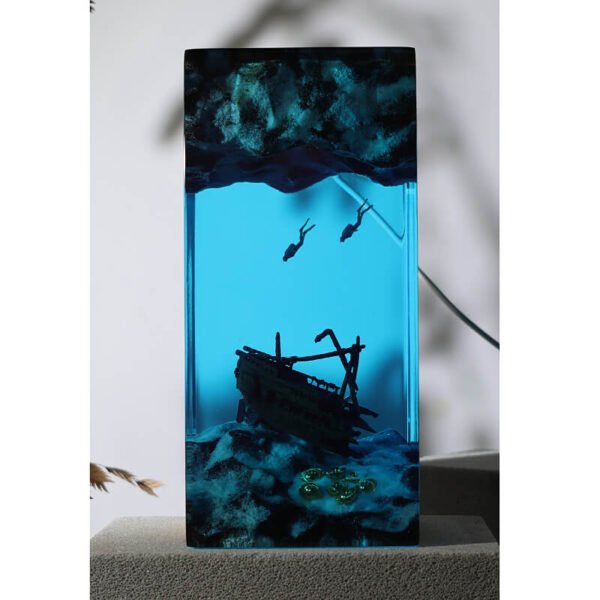 Undersea Shipwreck Resin Light 3 Undersea Shipwreck Resin Light 1