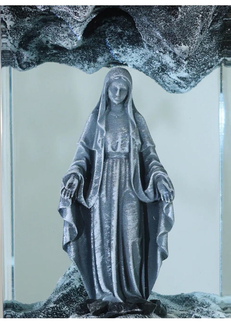 Virgin Mary Resin Night Light 2