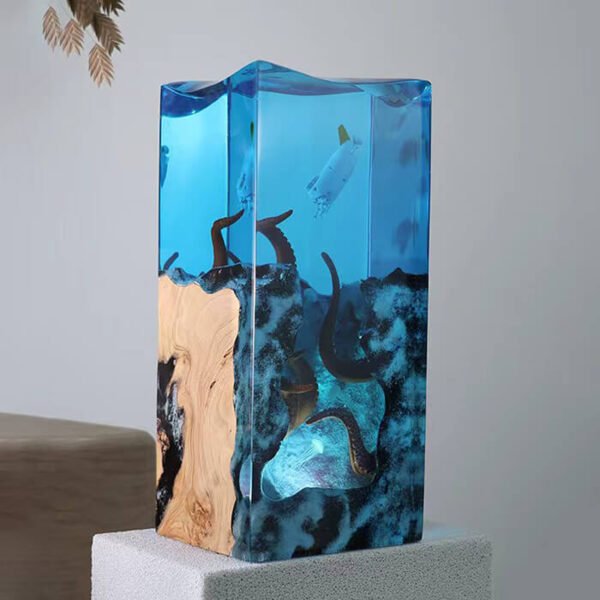 Cave Explorer Diver Resin Light 3