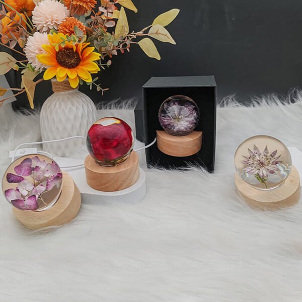 Flower crystal ball warm light resin lamp 3