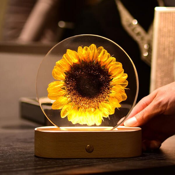 Sunflower Warm Light Resin Lamp 2