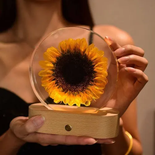 Sunflower Warm Light Resin Lamp