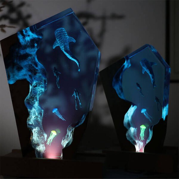 Cave Whale Diver Jellyfish Resin Lamp a 3