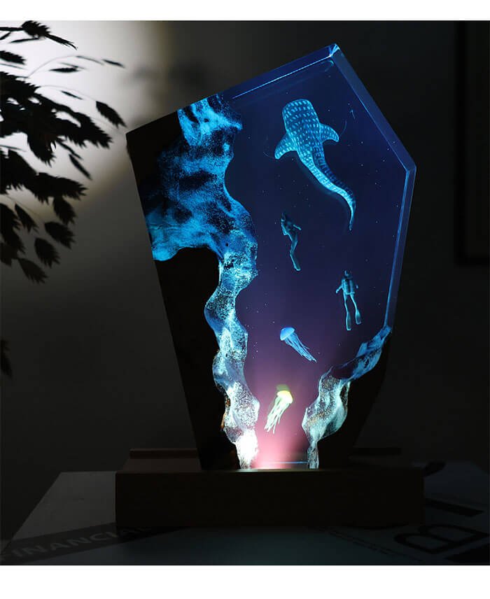 Cave Whale Diver Jellyfish Resin Lampb 7