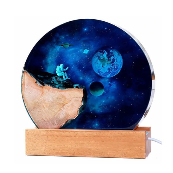 Space Astronaut Resin Lamp 5