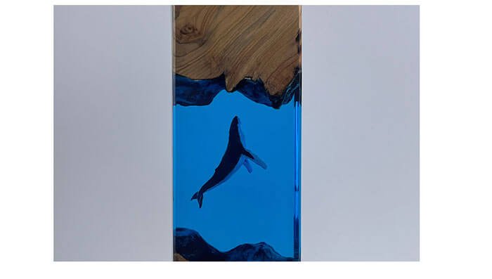 Underwater Whale Resin Lamp1 8