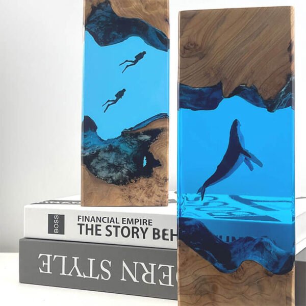 Underwater Whale Resin Lamps 2