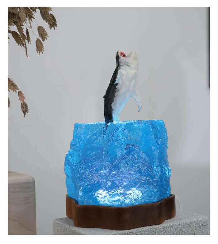Whales Are Jumping Resin Lamp1 5